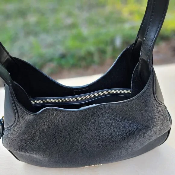 Michael Kors Kelsey Black Pebbled Leather Shoulder Bag, Pre-owned - Picture 5 of 10